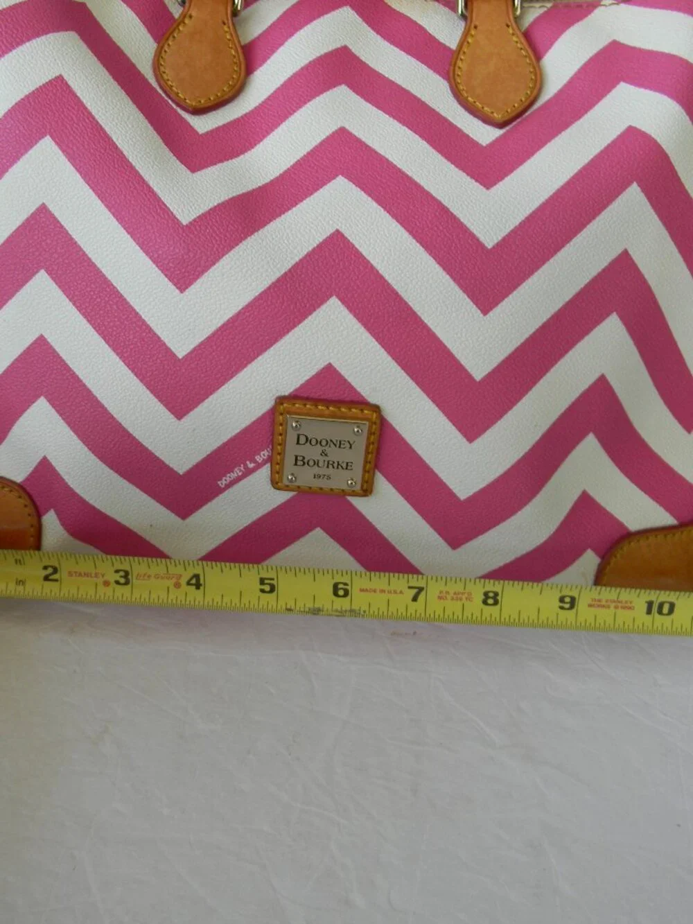 DOONEY & BOURKE PINK/WHITE CHEVRON COATED CANVAS/LEATHER SATCHEL